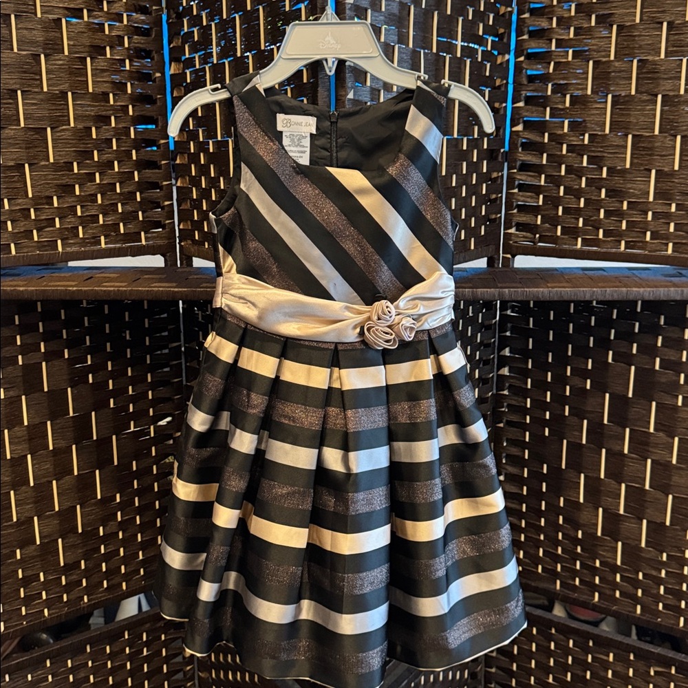 Bonnie Jean Black and Gold Striped Formal Dress Size 8
